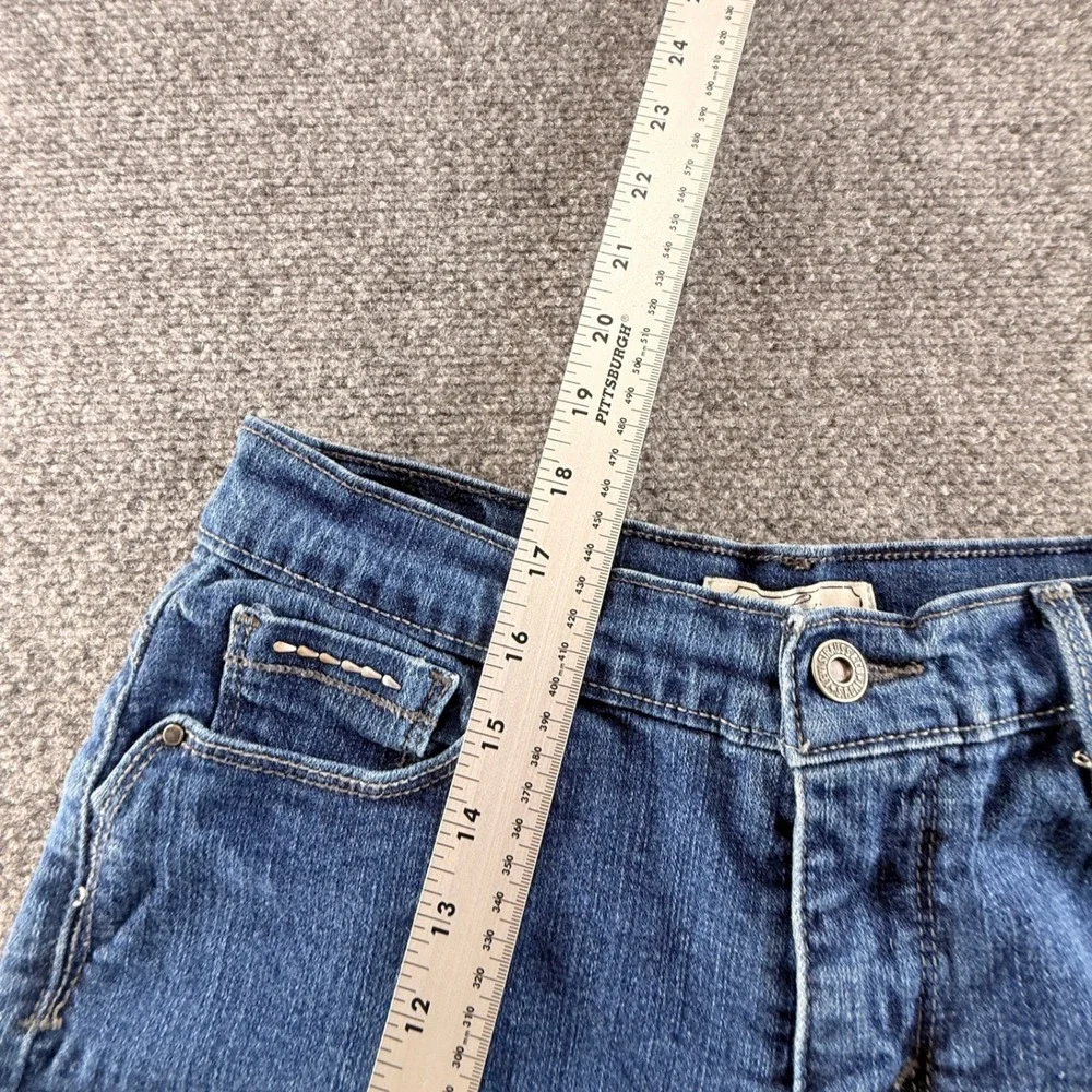 Levis Womens Denim Bermuda Shorts Dark Wash Stretch Size 12 Mid Rise Classic